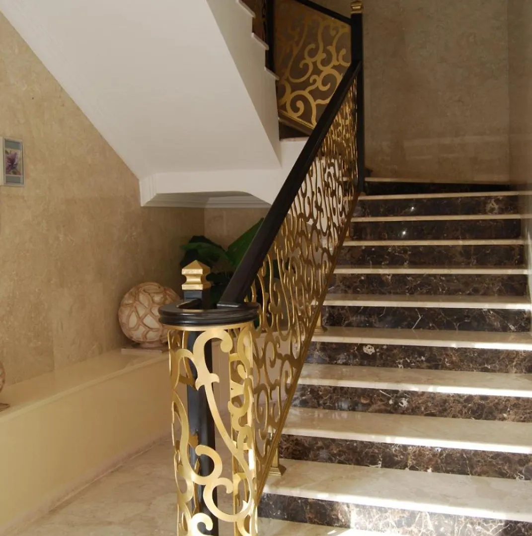 Al Mahmal Aparthotel جدة فندق